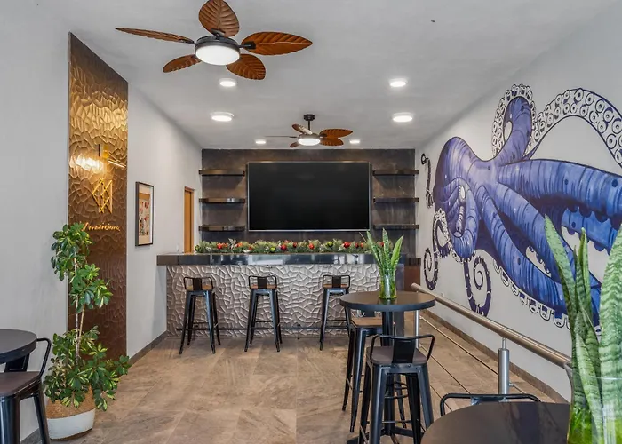 Modern With Stunning Bay Views Apartamento *