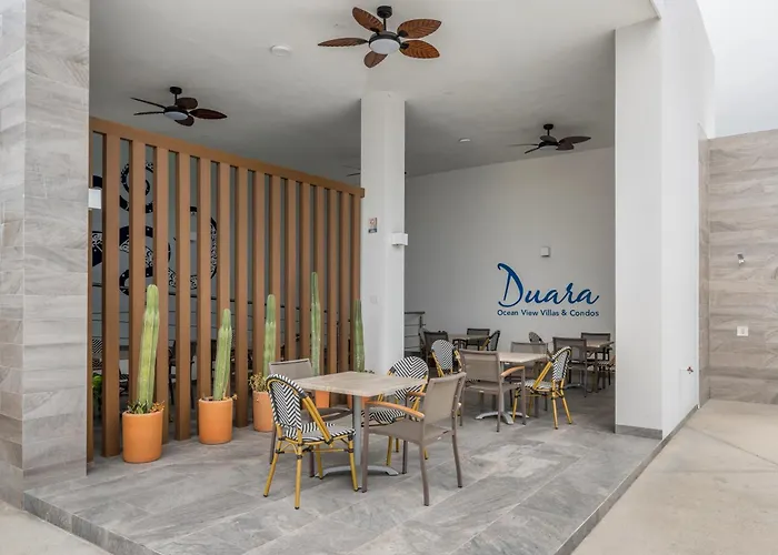 Modern With Stunning Bay Views Apartamento